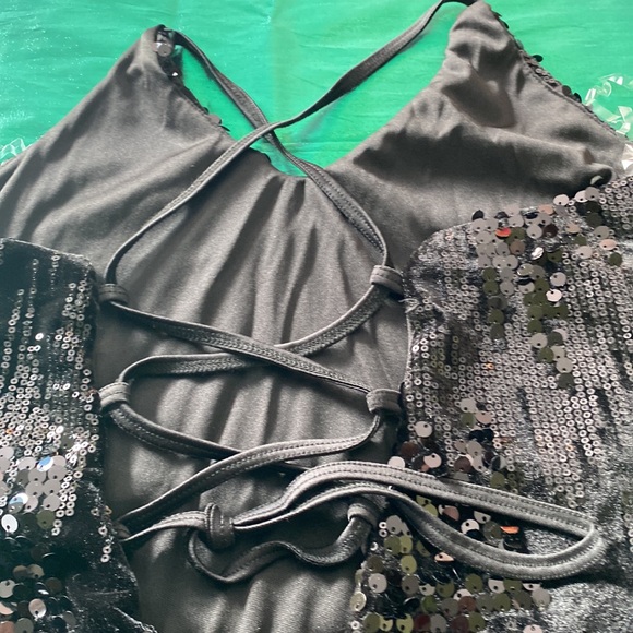 Black party dress - Picture 8 of 11